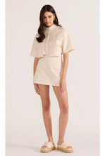 Load image into Gallery viewer, MinkPink Bonnie Crop Shirt

