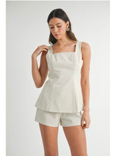 Load image into Gallery viewer, Oatmeal Linen Mix Shorts Set
