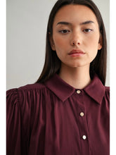 Load image into Gallery viewer, Wine Gathered Button Down Top
