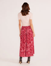 Load image into Gallery viewer, MinkPink Floral Mae Tiered Midi Skirt
