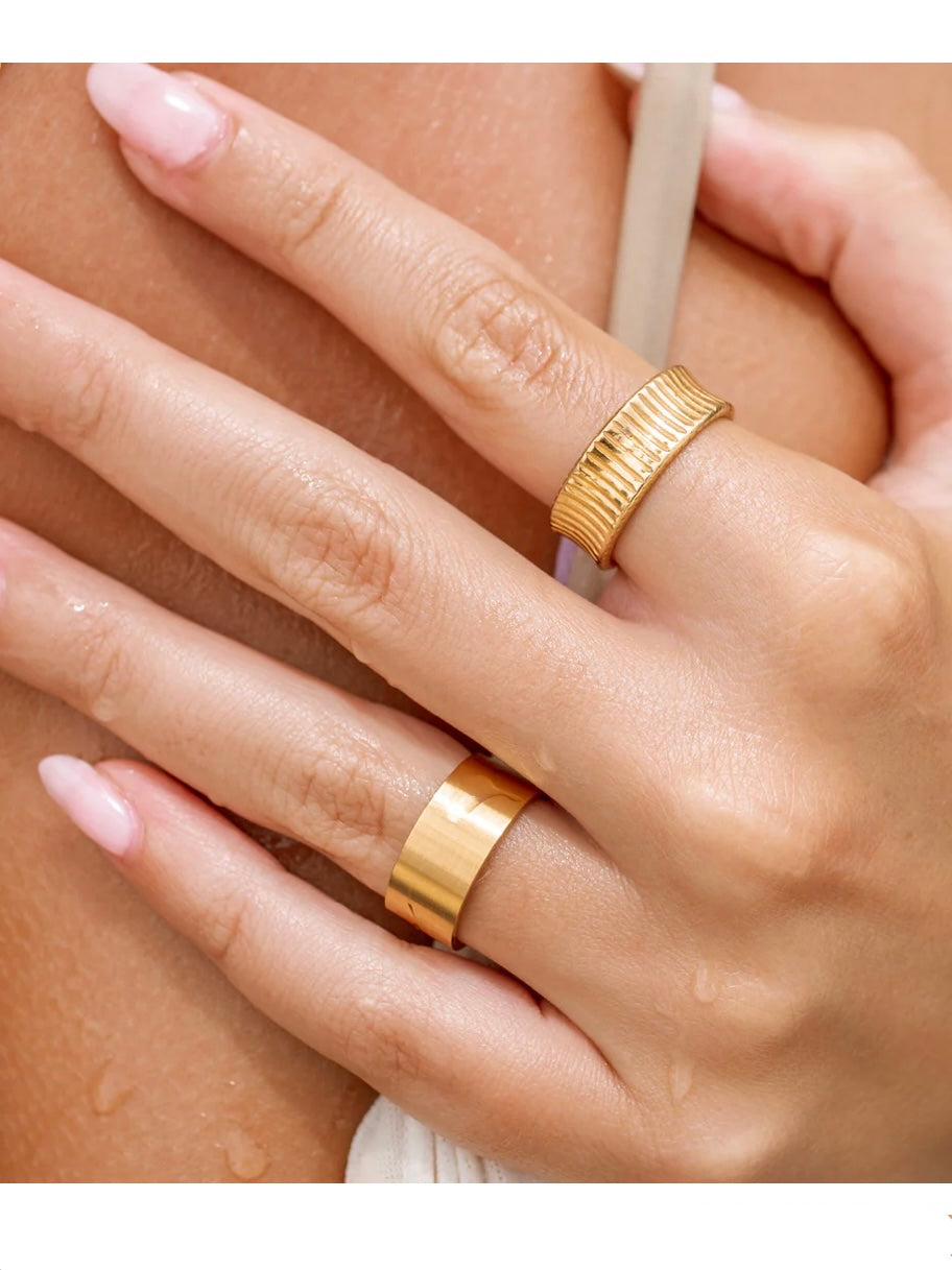 ALCO Gold Cigar Ring