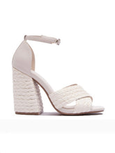 Load image into Gallery viewer, Off White Raffia Heels
